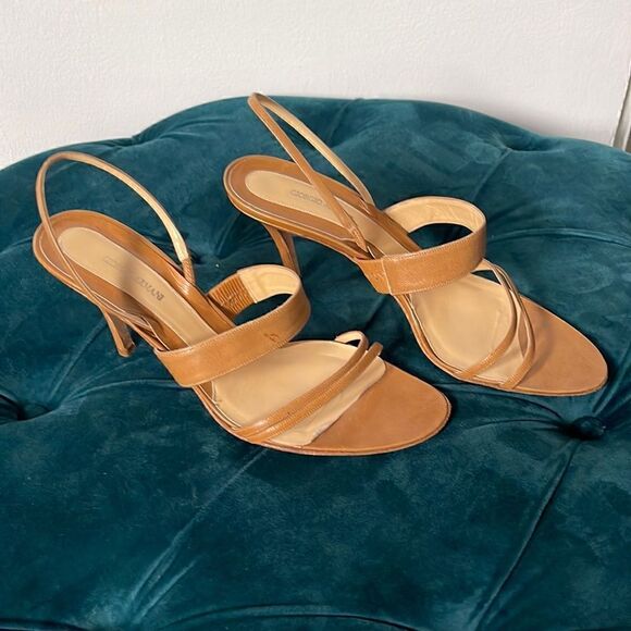 GIORGIO ARMANI BEIGE SANDALS SZ 9 - Picture 1 of 8